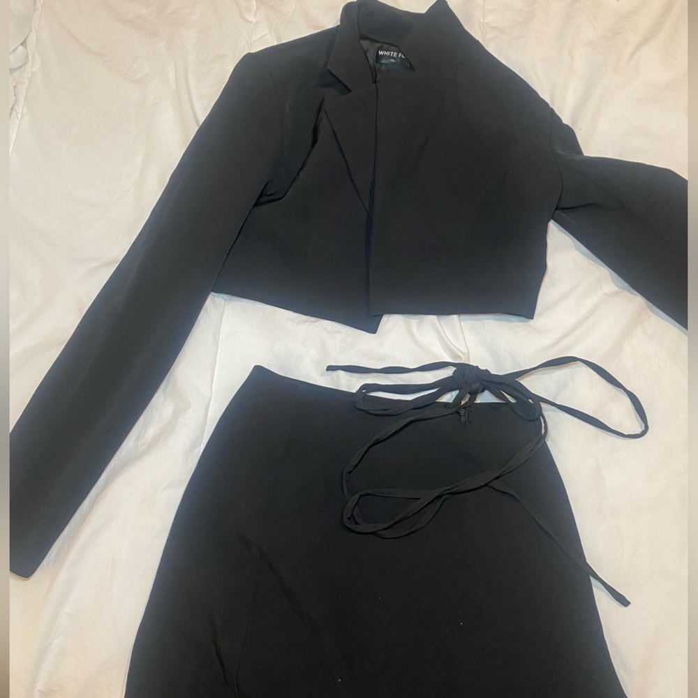 White Fox Boutique Cropped black blazer jacket and mini skirt set